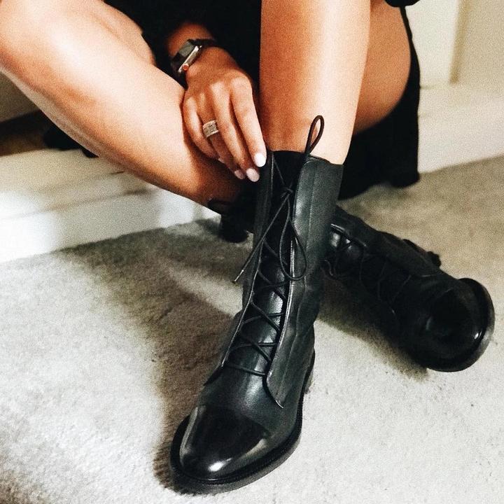 Elsa | Classic Leather Lace-Up Boots