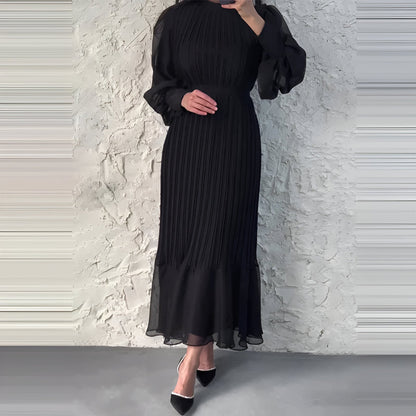 Ylva™ – Elegant and Timeless Pleated Dress